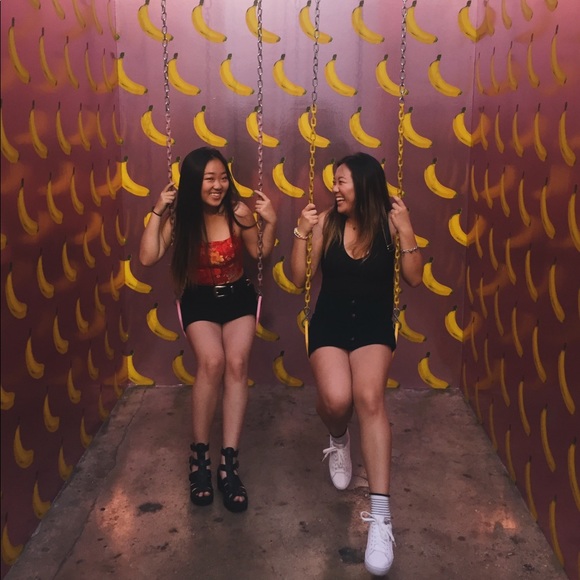 Meet your Posher, Rachel - Picture 4 of 5